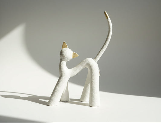 Mia Beyaz Küçük Kedi